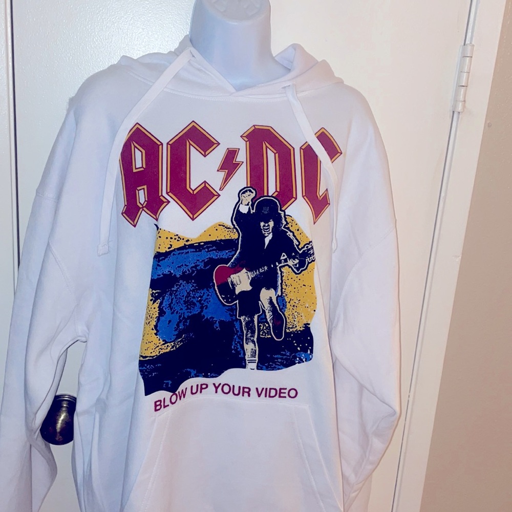 AC/DC  graphic band white sweater hoodie XL 1990’s